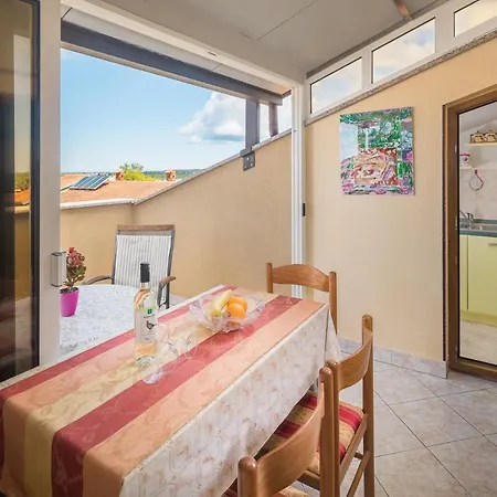 Bella Vista 波雷奇