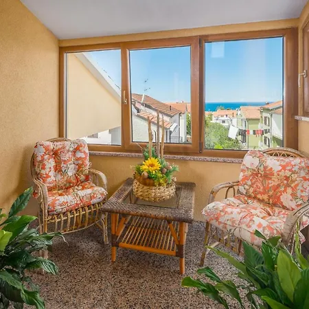 Bella Vista 公寓 *